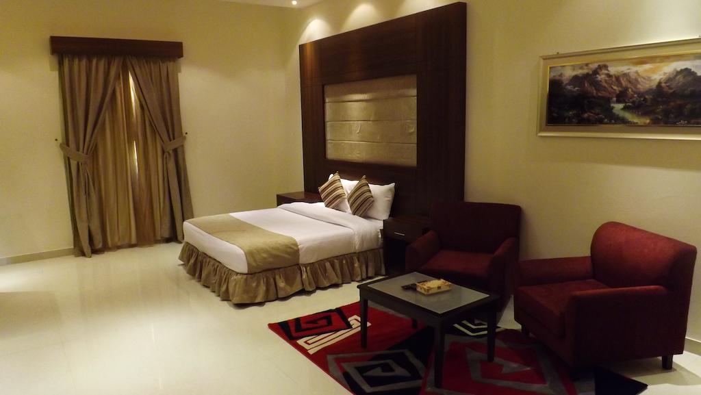Baron Palace - Almasif Hotel Apartments Rijád Szoba fotó