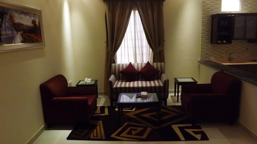 Baron Palace - Almasif Hotel Apartments Rijád Szoba fotó