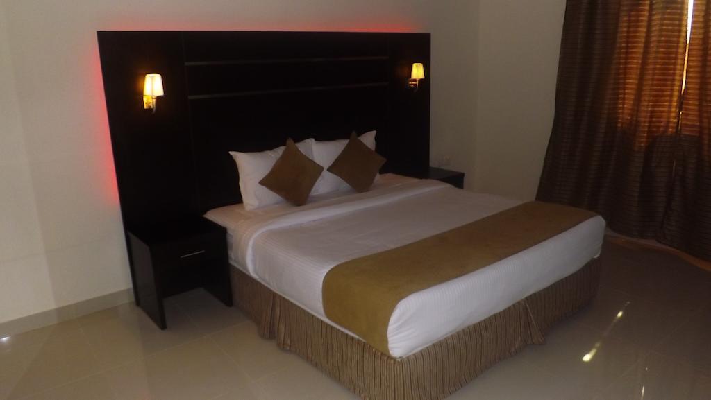 Baron Palace - Almasif Hotel Apartments Rijád Kültér fotó