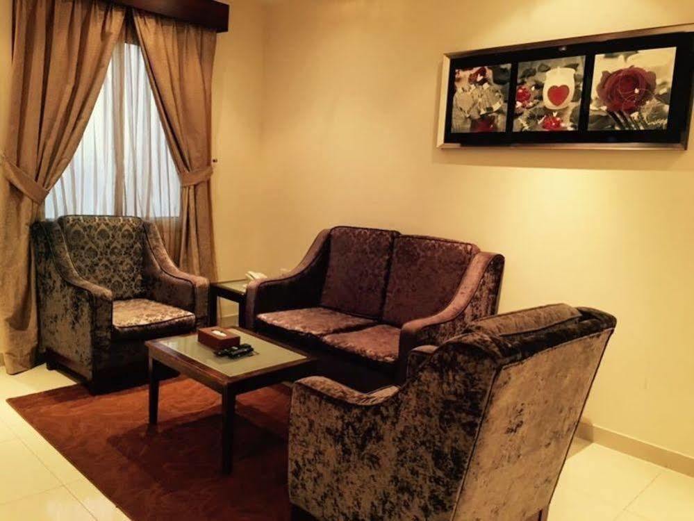 Baron Palace - Almasif Hotel Apartments Rijád Kültér fotó