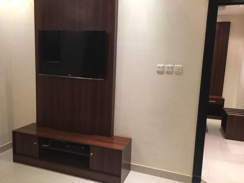 Baron Palace - Almasif Hotel Apartments Rijád Kültér fotó