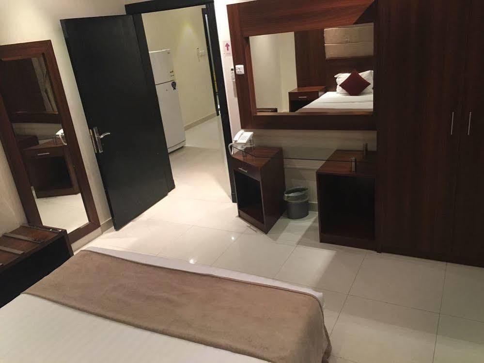 Baron Palace - Almasif Hotel Apartments Rijád Kültér fotó